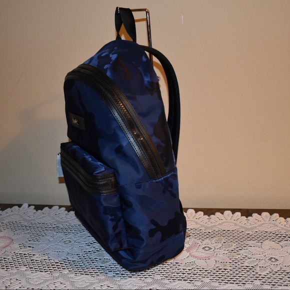 MICHAEL KORS Camouflage Nylon Jacquard Backpack - Picture 6 of 10